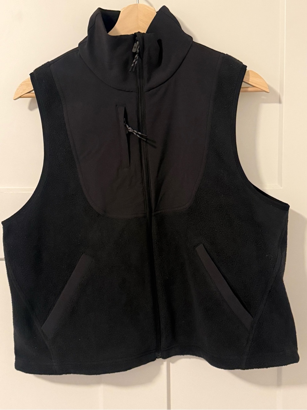 Lululemon Fleece Hiking Vest - Picture 2 of 5